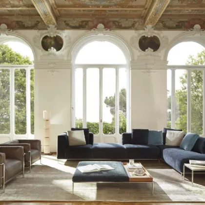 Tavolino Pouf Mex-Hi in tessuto imbottito e legno di Cassina