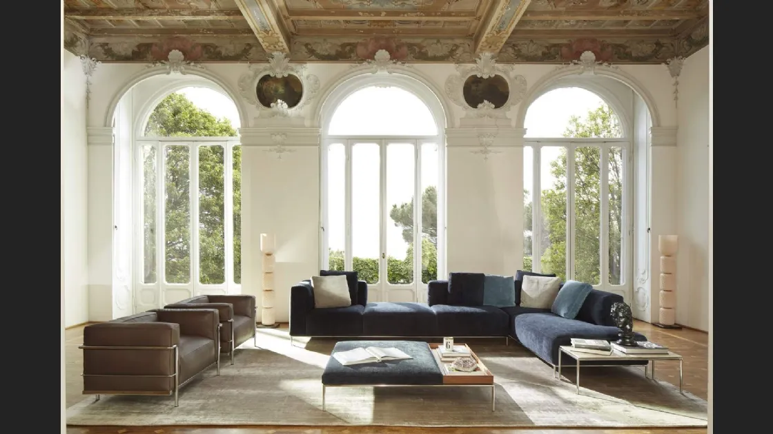 Tavolino Pouf Mex-Hi in tessuto imbottito e legno di Cassina