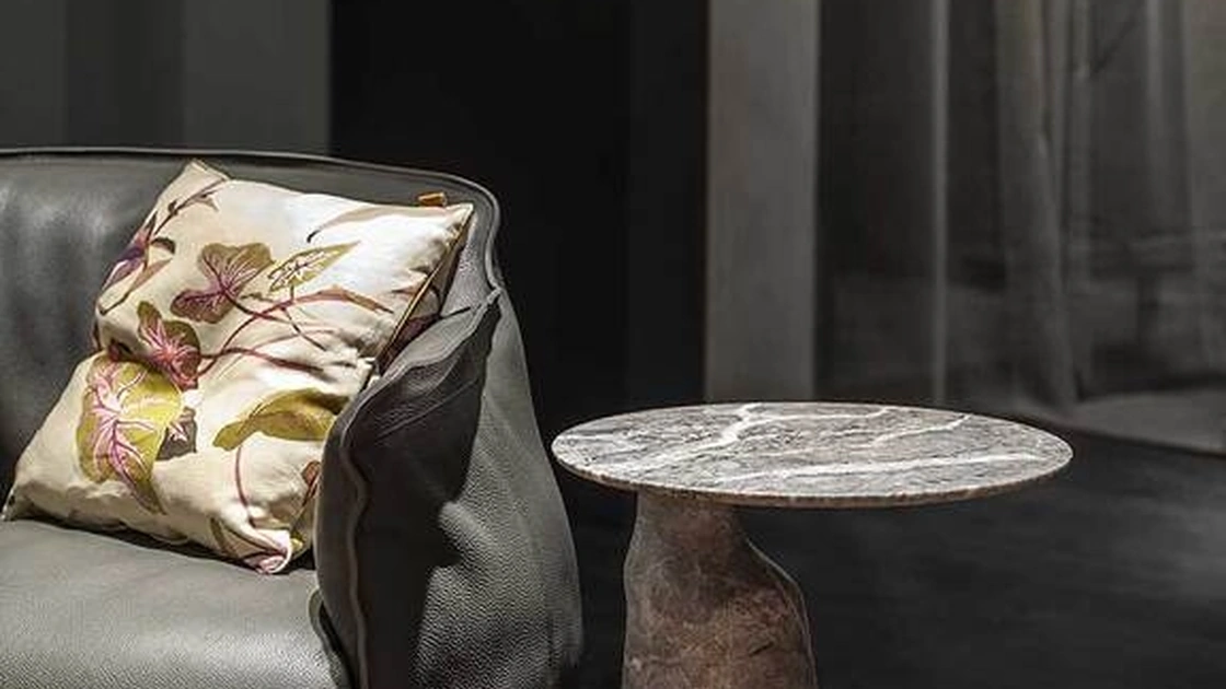 Tavolino Ilary Monolite di Poltrona Frau