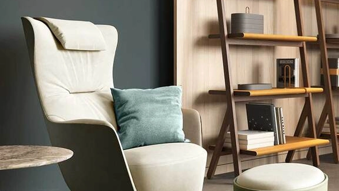 Pouf Mamy Blue di Poltrona Frau
