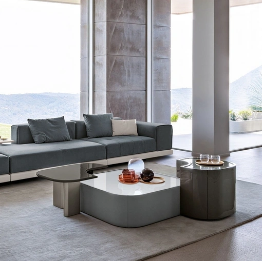 Tavolino Metropole side table & coffee bar con top in MDF laccato di Daytona Home