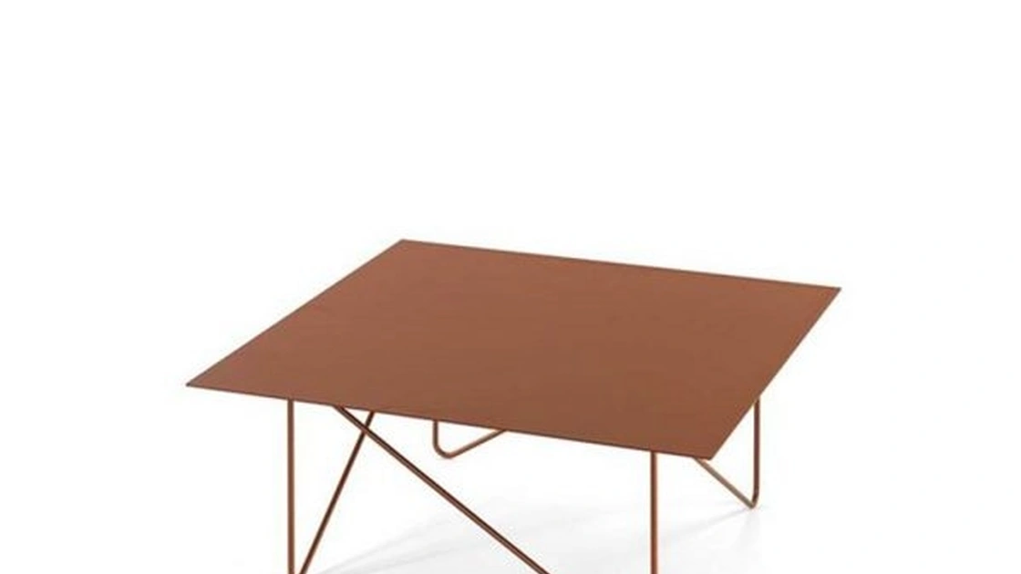 Tavolino Sharp in acciaio di Kermes divani