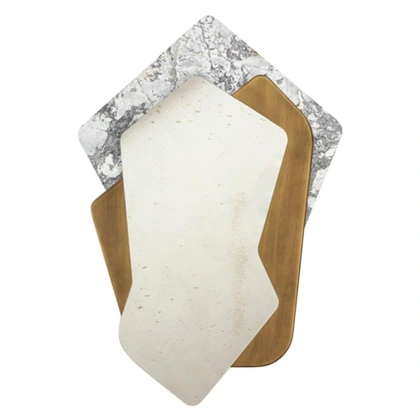 Specchio scultura Cam con cornice in legno e marmo di Daytona Home