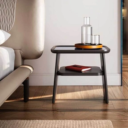 Comodino in legno massello Duo di Poltrona Frau