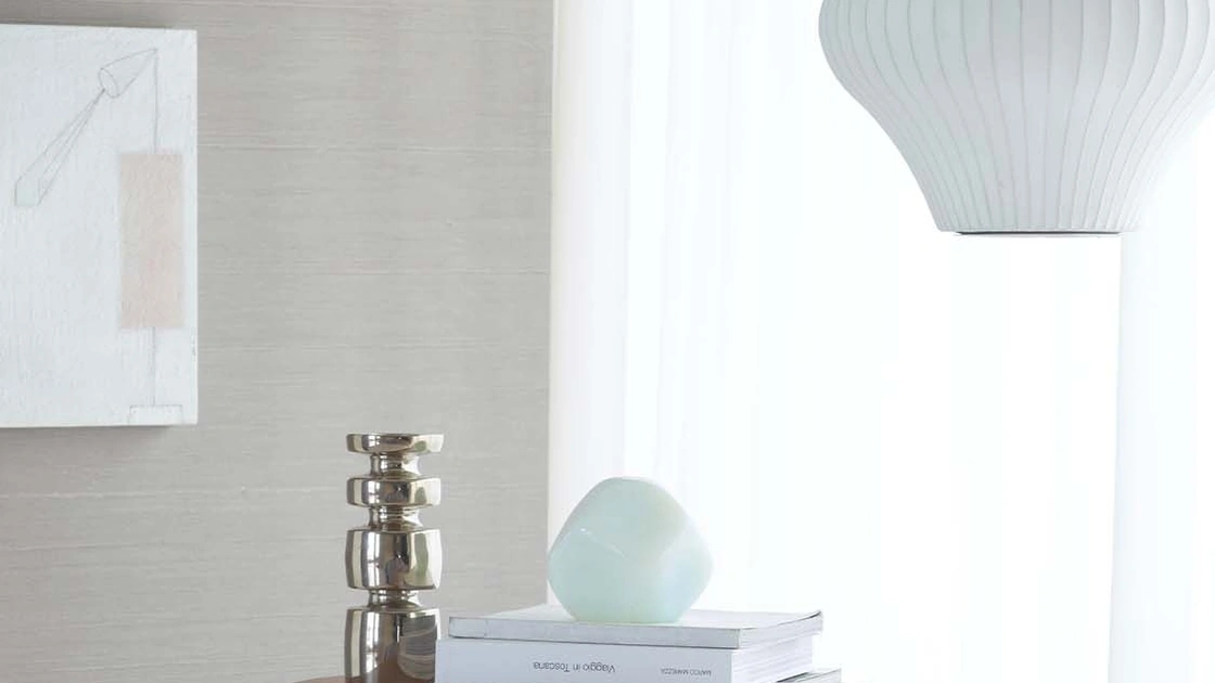 Comodino rivestito completamente in pelle Condotti di Flou