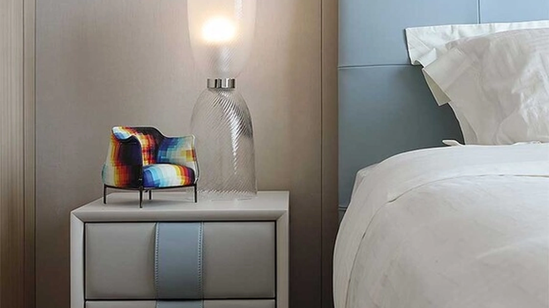 Comodino Obi di Poltrona Frau