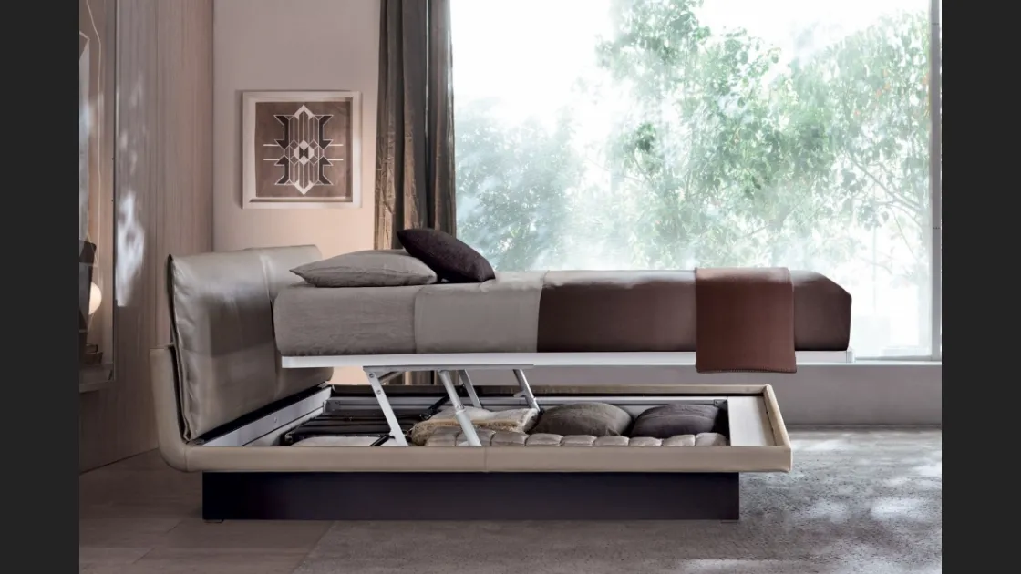 Letto in pelle con box contenitore Honey di Molteni&C