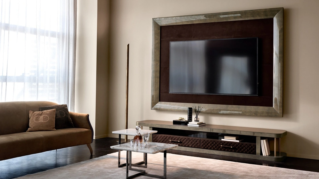 Mobile Porta Tv Zeus in radica di mirto lucida spazzolata di Daytona Home