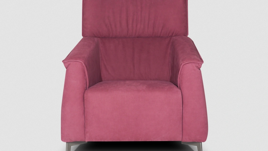 Poltroncina in microfibra con piedini in metallo Adam di Kermes divani