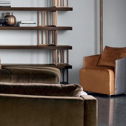 Poltroncina Betty Luxury in tessuto con schienale in pelle di Daytona Home