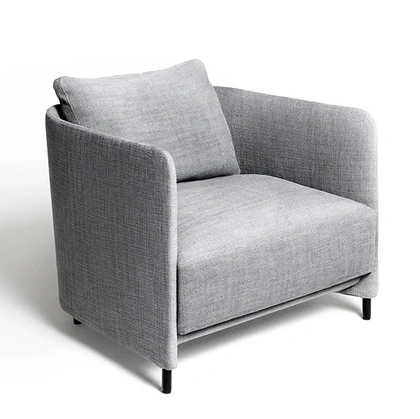 Poltroncina Blendy Lounge in tessuto imbottito di De Padova