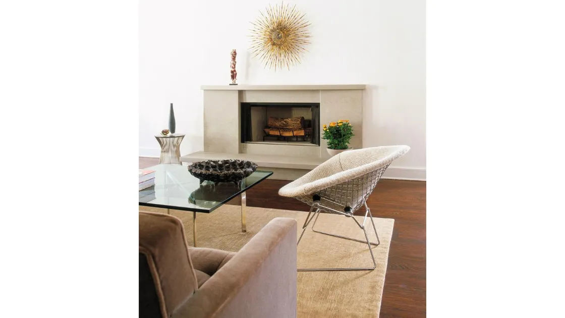 Poltrona Bertoia Large Diamond™ Chair in metallo rivestita in tessuto di Knoll