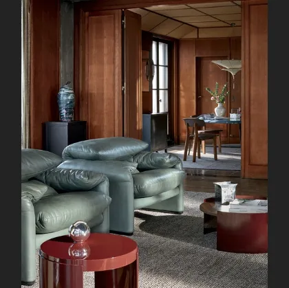 Poltrona di design in pelle Maralunga di Cassina