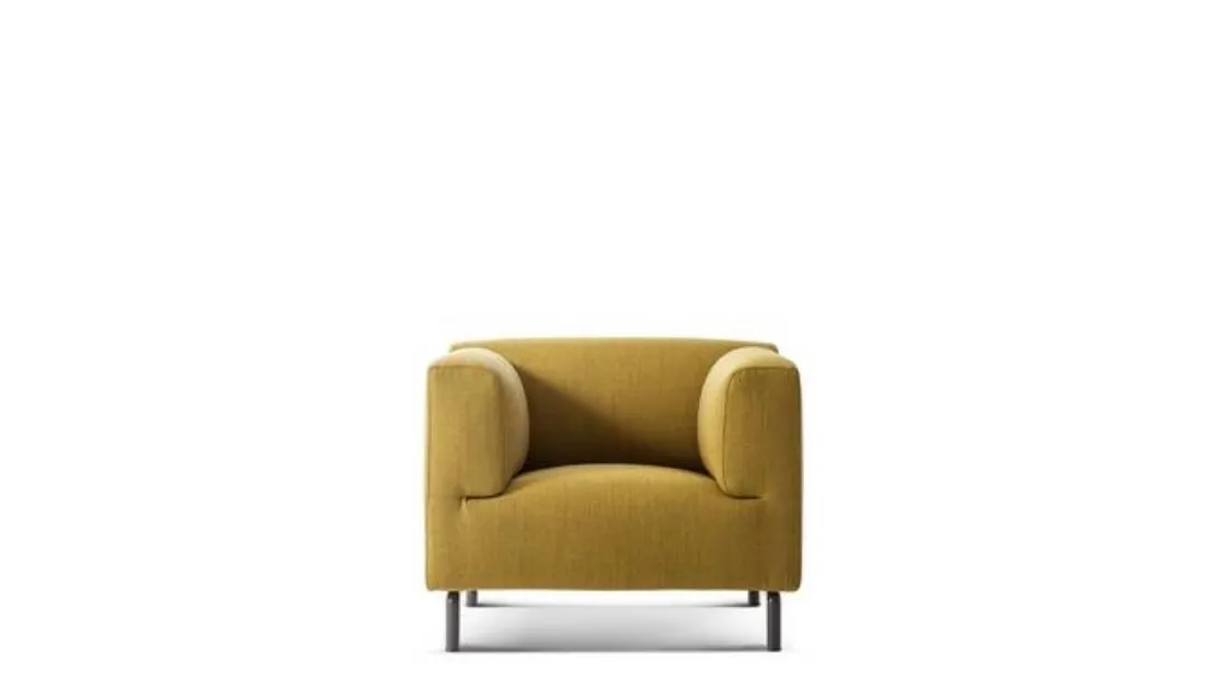 Poltroncina Met in tessuto con piedini in metallo di Cassina
