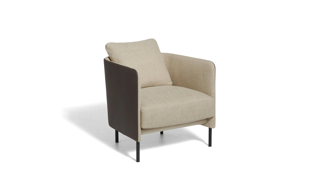 Poltrona in tessuto Tiny Blendy di De Padova