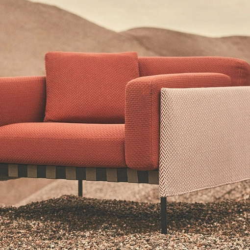 Poltrona in tessuto Étiquette Outdoor di De Padova