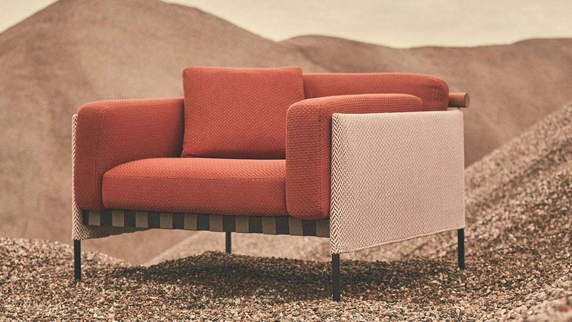 Poltrona in tessuto Étiquette Outdoor di De Padova