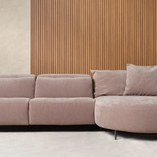 Divano relax con penisola Bosè di Franco Ferri