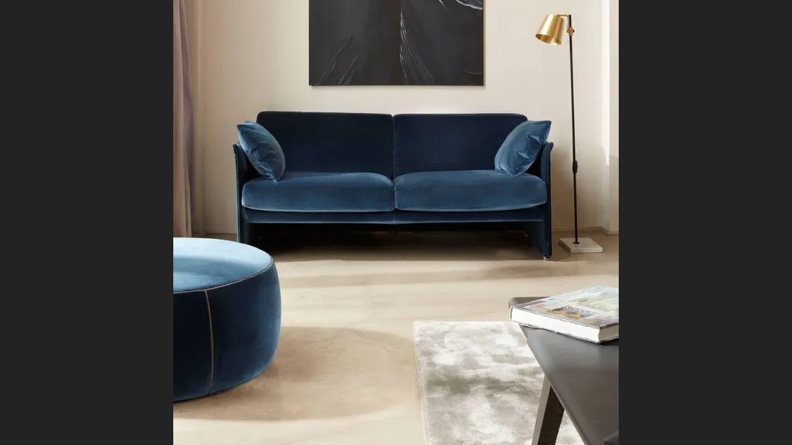 Divano lineare Duc-Duc di Cassina