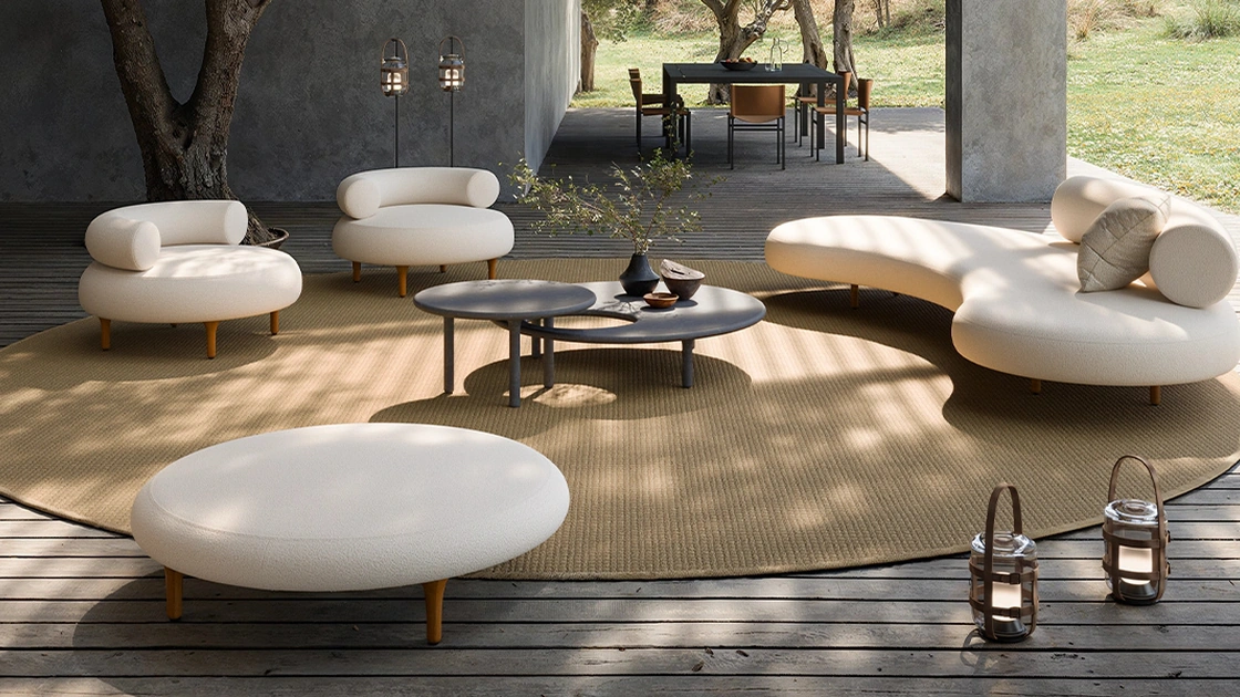 Divano curvo Honoré di De Padova