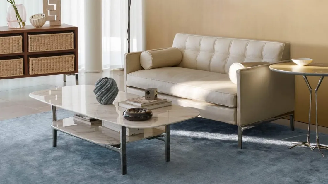 Divano lineare in pelle Volage EX-S Night di Cassina