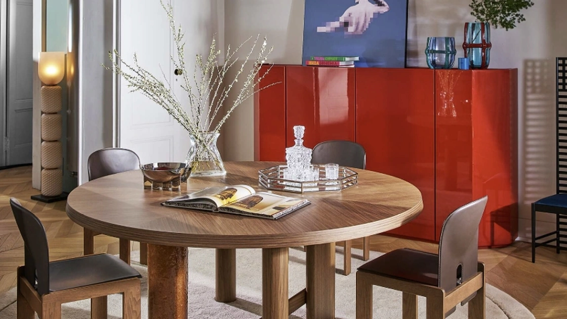 Sedia in cuoio e legno 121 di Cassina