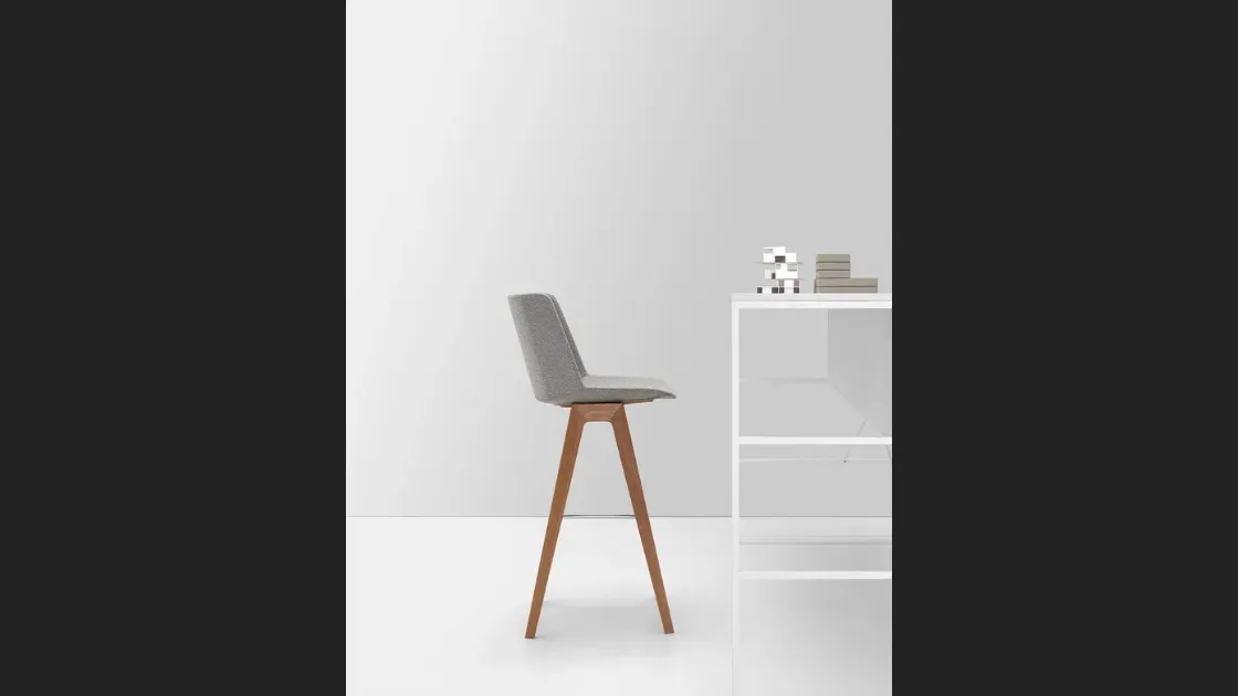 Sgabello Aïku Soft Stool di MDF Italia