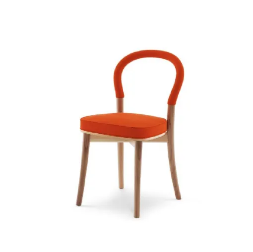 Sedia in tessuto imbottito con struttura in massello di frassino Göteborg di Cassina