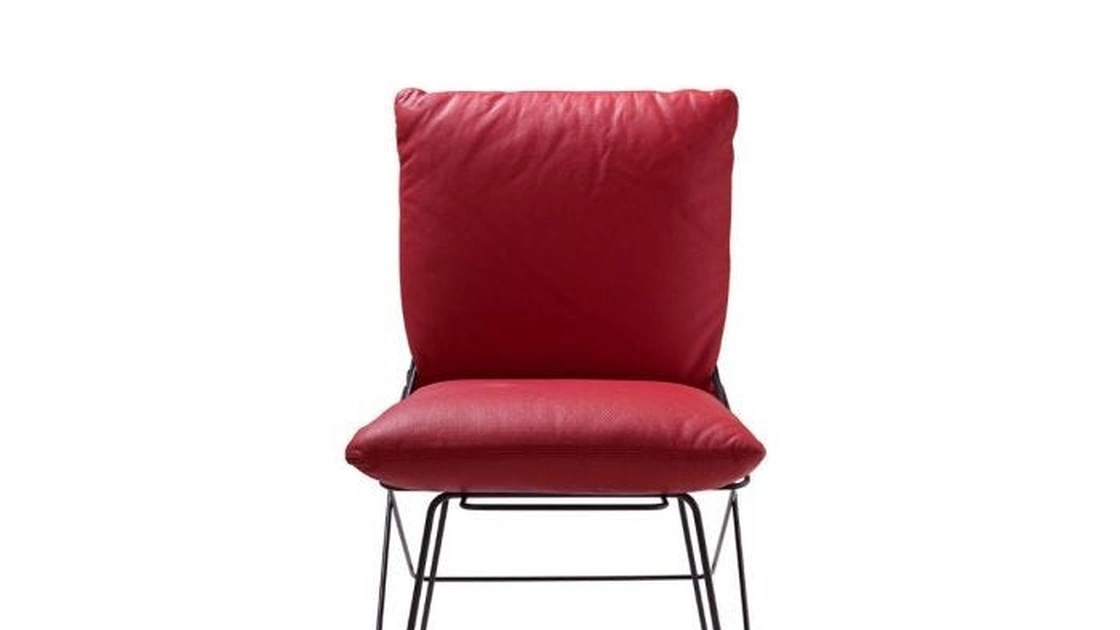 Sedia con struttura in tondino di acciaio e cuscini in ecopelle imbottiti Sof Sof di Driade