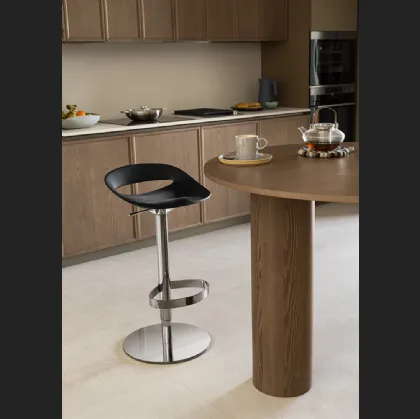 Sgabello Freesby in polipropilene di Scavolini