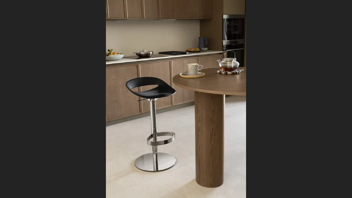 Sgabello Freesby in polipropilene di Scavolini