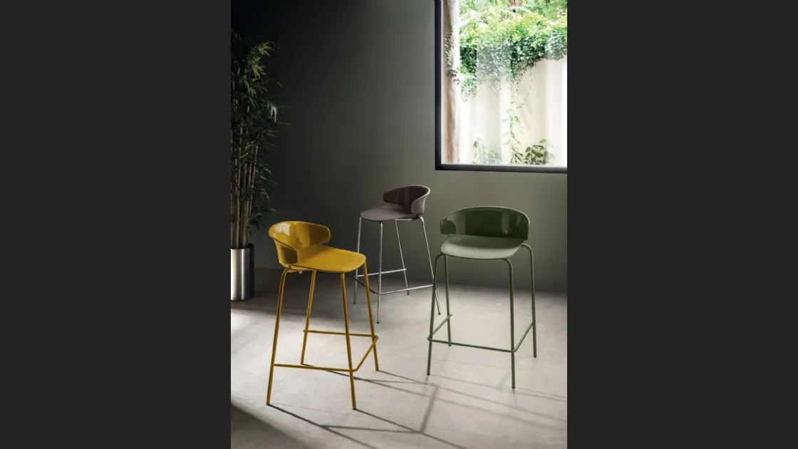 Sgabello Sixties in polipropilene di Scavolini