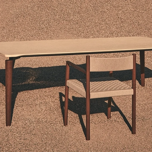 Sedia So Outdoor in filato di propilene con struttura in iroko di De Padova