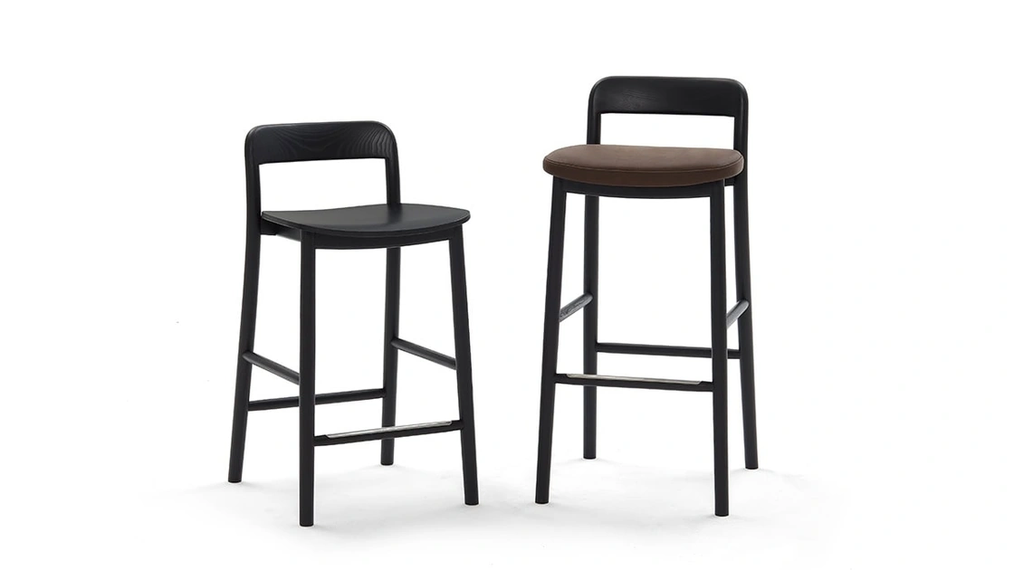 Sgabello Villetta in massello di frassino di De Padova