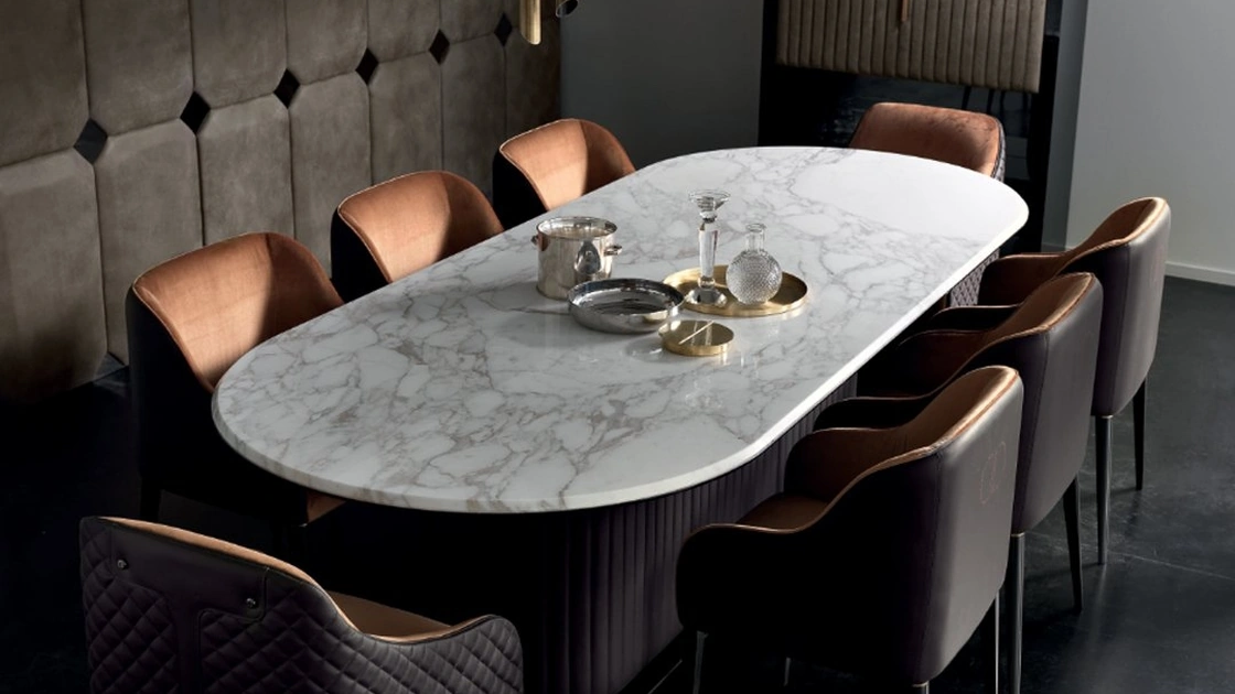 Tavolo Bolton con top in marmo e base in legno curvato di Daytona Home