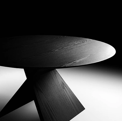 Tavolo rotondo Carlo di De Padova