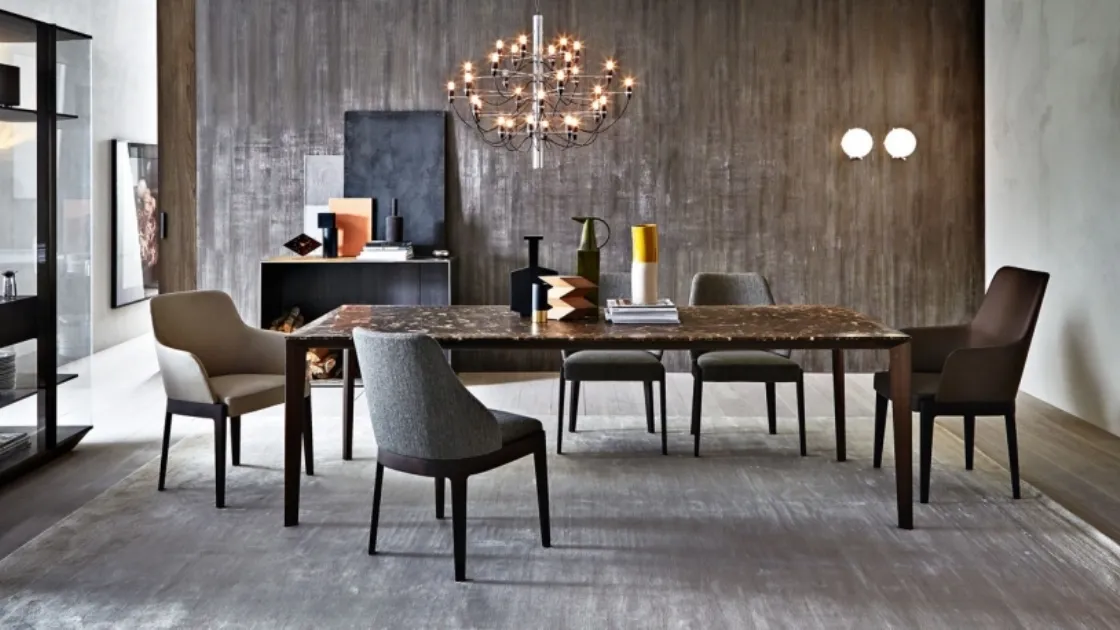 Tavolo allungabile Filigree con top in marmo Emperador Dark e base in Essenza Eucalipto di Molteni & C