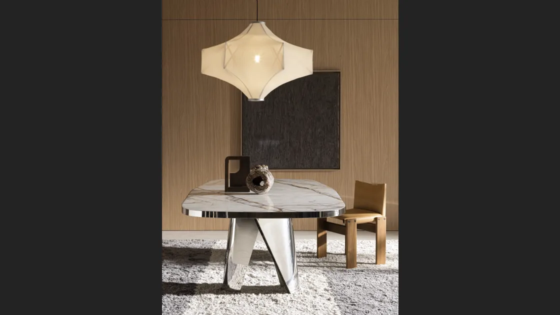 Tavolo Lise con top in marmo di Molteni & C