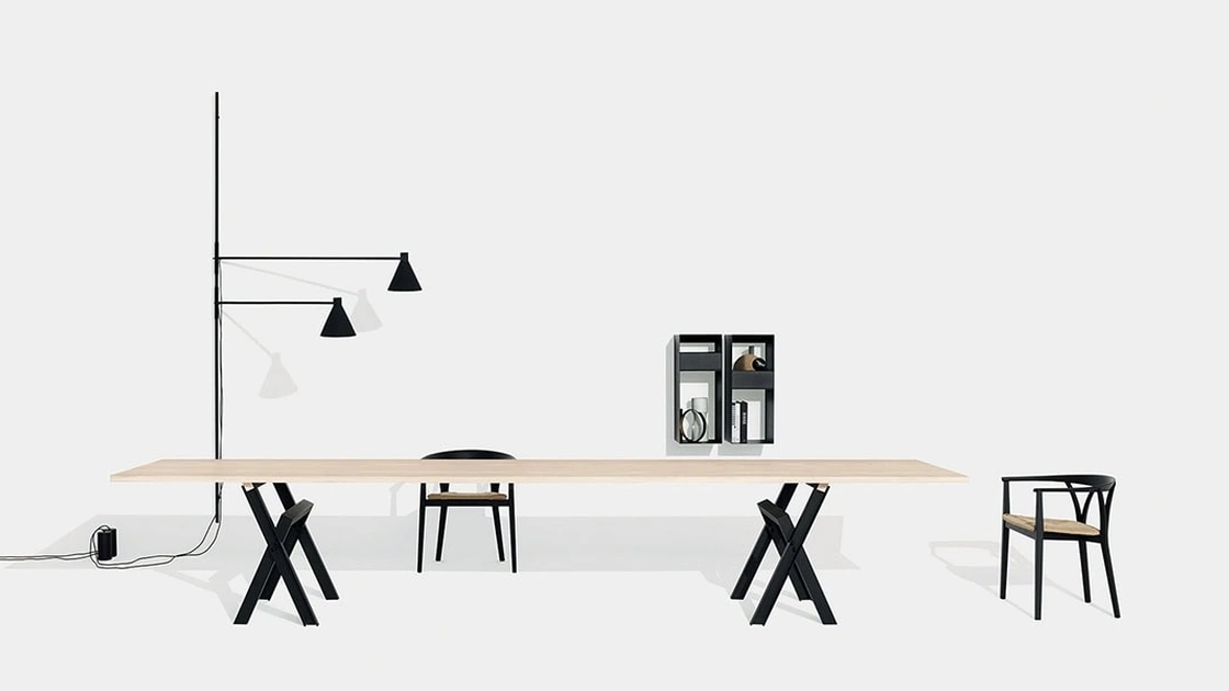 Tavolo NET in legno massello di De Padova