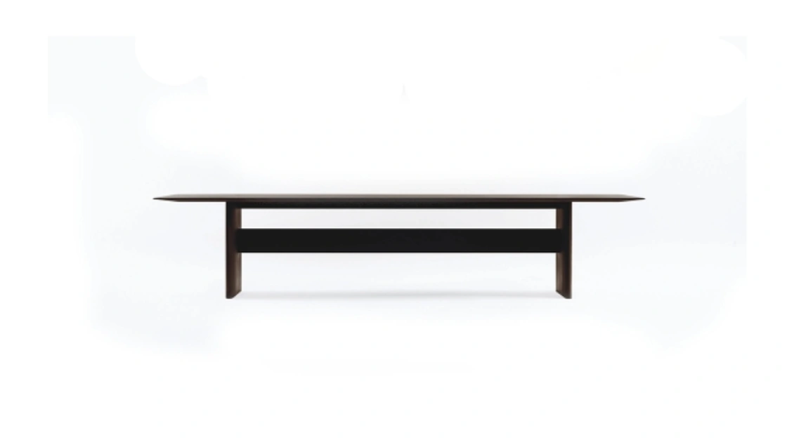 Tavolo Sea of Tranquillity in massello di rovere di De Padova