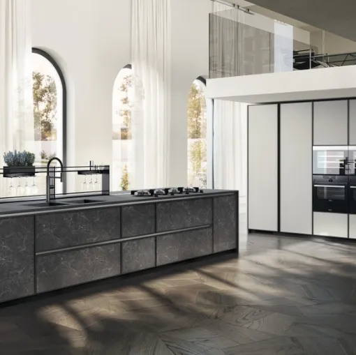 Cucina Moderna Jeometrica 06 in gres Nero Greco e Fenix Grigio Efeso di Scavolini