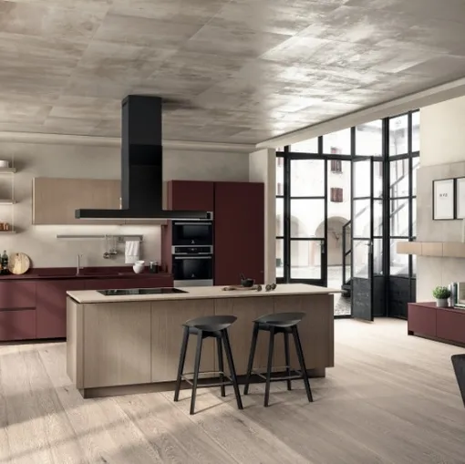 Cucina Moderna Liberamente 02 Rosso Jaipur e Rovere Dune di Scavolini
