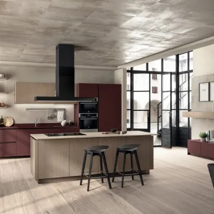 Cucina Moderna Liberamente 02 Rosso Jaipur e Rovere Dune di Scavolini