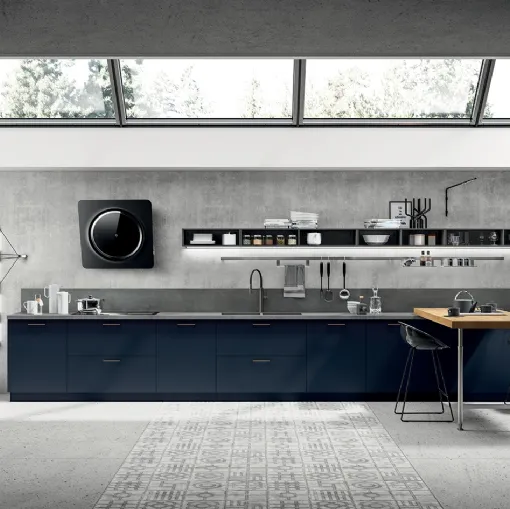 Cucina Moderna Mood 06 in laccato Blu Moon di Scavolini