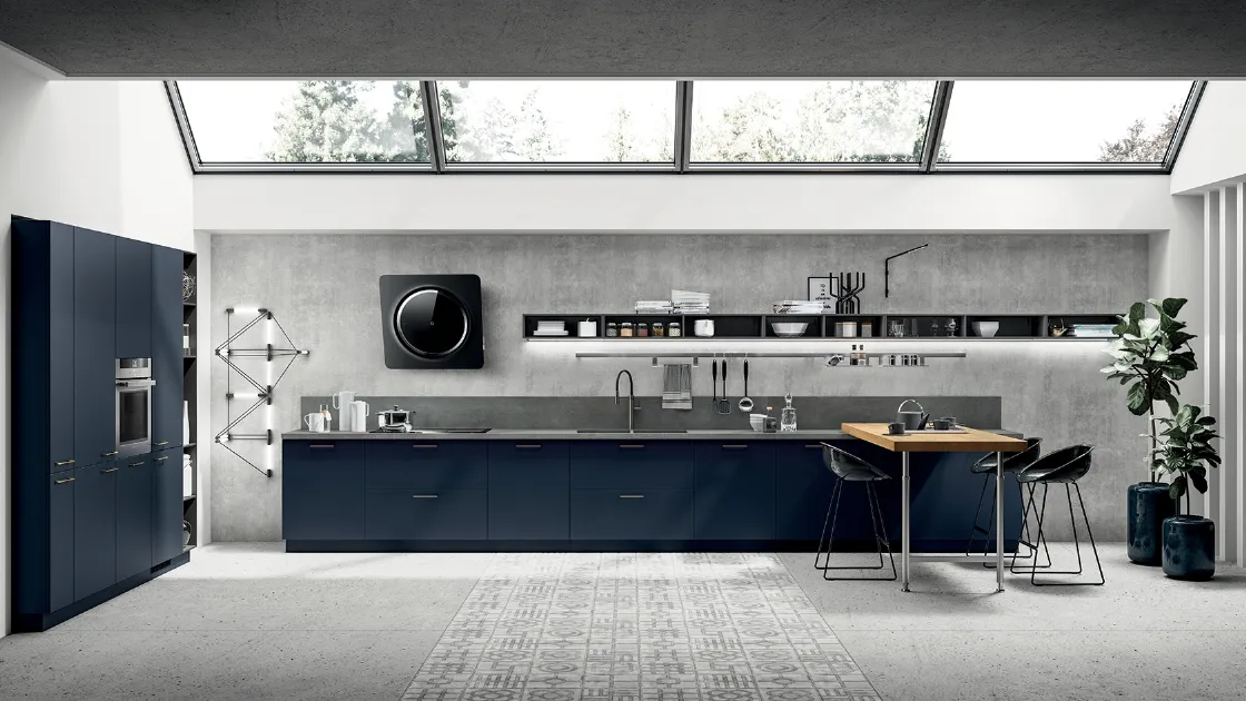 Cucina Moderna Mood 06 in laccato Blu Moon di Scavolini