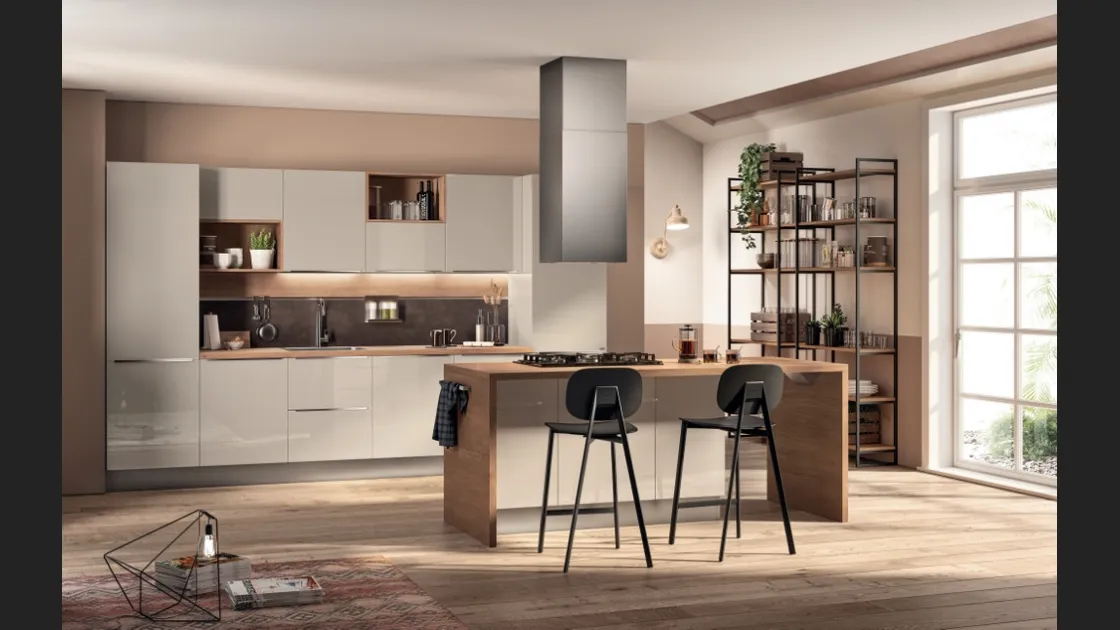 Cucina Moderna con isola Urban & Urban 01 in laccato lucido Sabbia con top in laminato Rovere Land di Scavolini