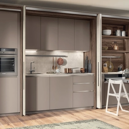 Cucina su misura salvaspazio Boxi 06 Grigio Selce di Scavolini