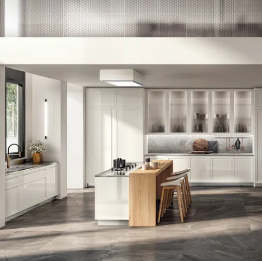 Cucina su misura Carattere 02 in laccato Lucido Bianco Prestige di Scavolini