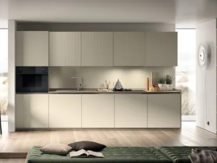 Cucina Moderna Lumina 02 in laccato Tortora e laminato Strips Urban Gold di Scavolini