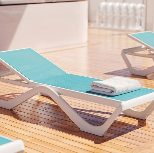 Lettino Love Sun Lounger di Vondom